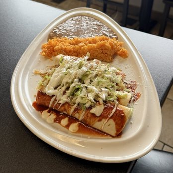 La Perla Tapatia - Chicken Enchiladas - Mexican Near Me - Easton, Pennsylvania La Perla Tapatia - Chicken Enchiladas - Mexican Near Me - Easton, Pennsylvania