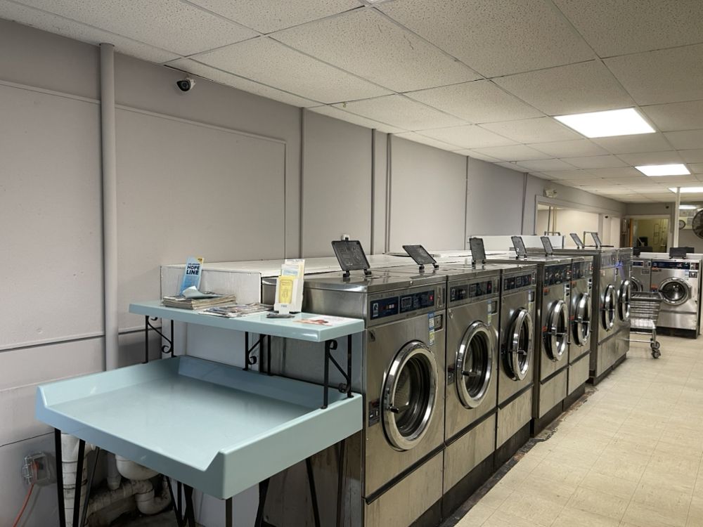 Photos of NORTHGATE LAUNDROMAT Updated August 2024 15 Photos 1140