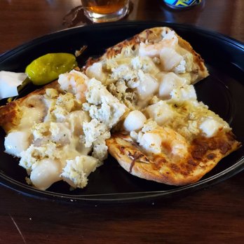 Stooges Pub & Grub - Seafood Flatbread - Pubs Near Me - Bedford, Pennsylvania Stooges Pub & Grub - Seafood Flatbread - Pubs Near Me - Bedford, Pennsylvania