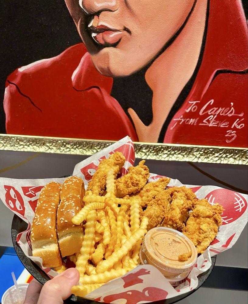 Food from Raising Cane's Chicken Fingers