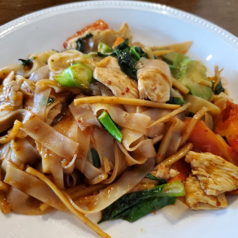 Thai Princess - Drunken noodle  (pad kee mao) - Thai Near Me - Okemos, Michigan