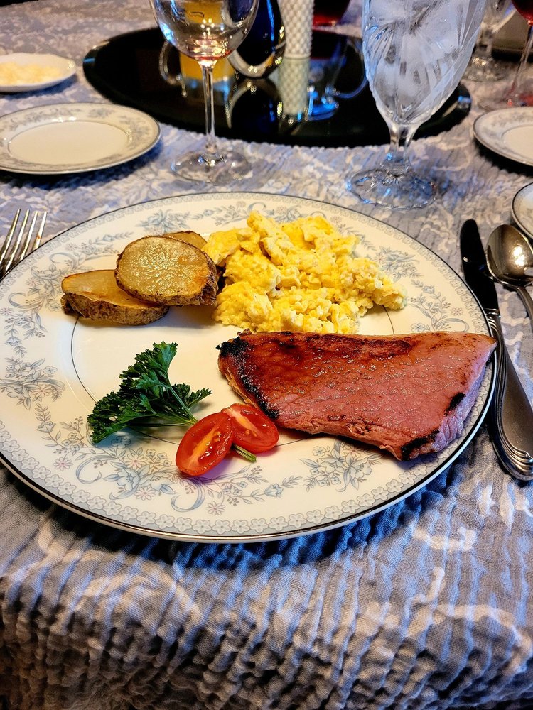 NITTA’S BED & BREAKFAST Updated September 2024 920 16th St, Aurora