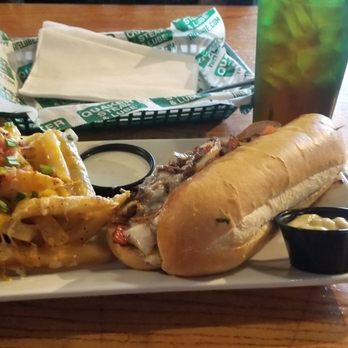Quaker Steak & Lube - Steak sandwich with loaded fries - Chicken Wings Near Me - Charleston, West Virginia Quaker Steak & Lube - Steak sandwich with loaded fries - Chicken Wings Near Me - Charleston, West Virginia