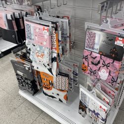 dd's DISCOUNTS - Halloween table cloths