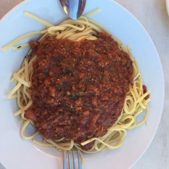 Au Poste de Traite - Linguini with meat sauce - Hotels Near Me - Sainte-Famille, Quebec Au Poste de Traite - Linguini with meat sauce - Hotels Near Me - Sainte-Famille, Quebec