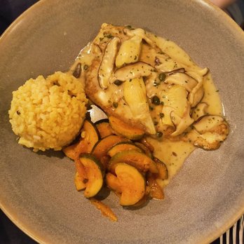 Vizcaya SoHo - Another very good fish entree - Spanish Near Me - Tampa, Florida