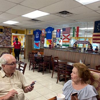 Sarussi Cafeteria - Sarussi - Sandwiches Near Me - Miami, Florida Sarussi Cafeteria - Sarussi - Sandwiches Near Me - Miami, Florida