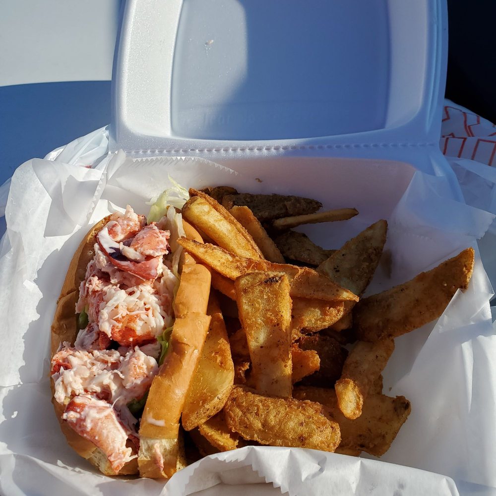 LAKESHORE RESTAURANT Updated September 2024 27 Photos & 12 Reviews