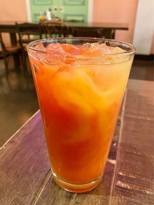 Cholita Linda by null