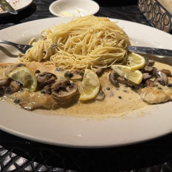 The Cheesecake Factory - Chicken Piccata - Desserts Near Me - Hackensack, New Jersey The Cheesecake Factory - Chicken Piccata - Desserts Near Me - Hackensack, New Jersey