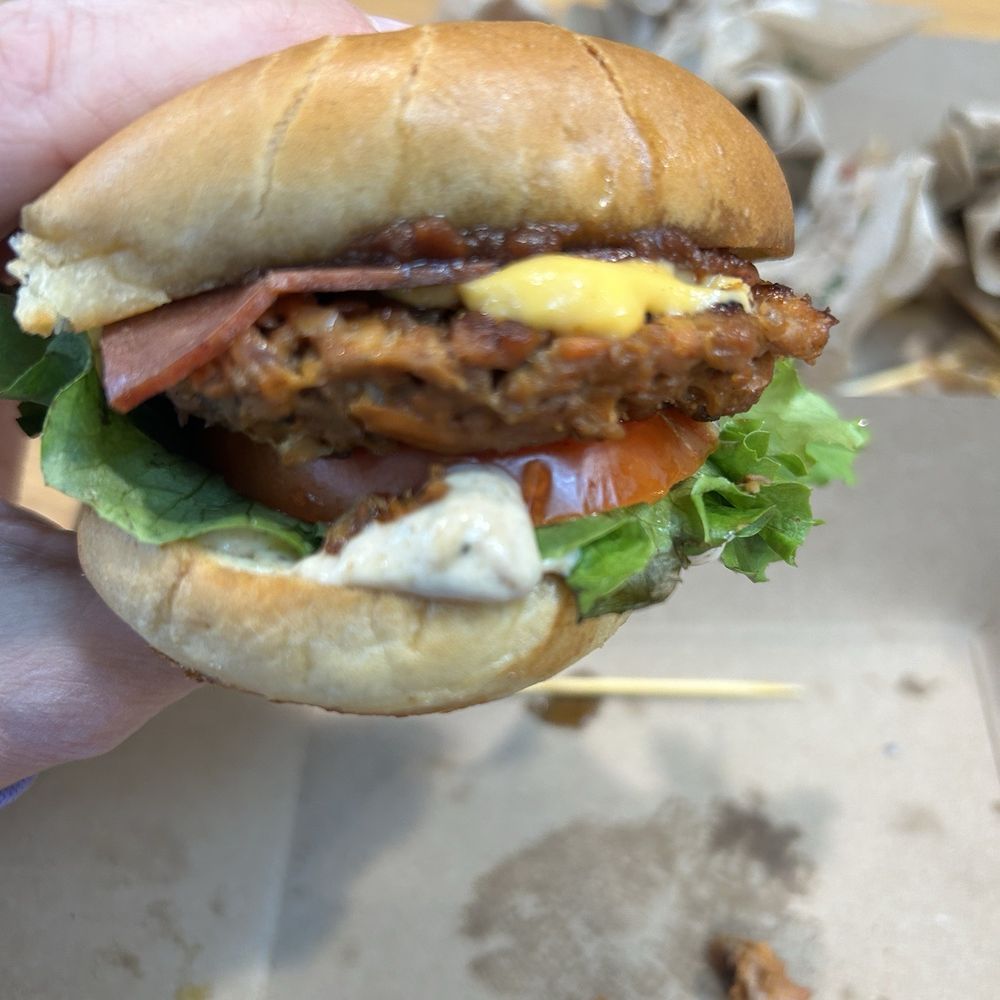 Sweet Art Too - Delicious vegan slider with vegan bacon and vegan cheese - Vegan Near Me - St. Louis, Missouri