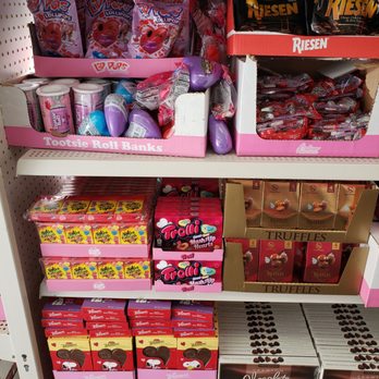 Dollar Tree - Candy - Discount Store Near Me - El Paso, Texas