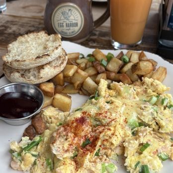 Egg Harbor Cafe - Lobster Scramble 10/10 The strawberry orange juice was 10/10. - Breakfast & Brunch Near Me - Chicago, Illinois Egg Harbor Cafe - Lobster Scramble 10/10 The strawberry orange juice was 10/10. - Breakfast & Brunch Near Me - Chicago, Illinois