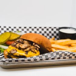 Ric's on 95th - Mushroom Burger