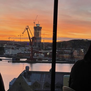 View Skybar & Restaurant - Restaurants Near Me - Göteborg, O