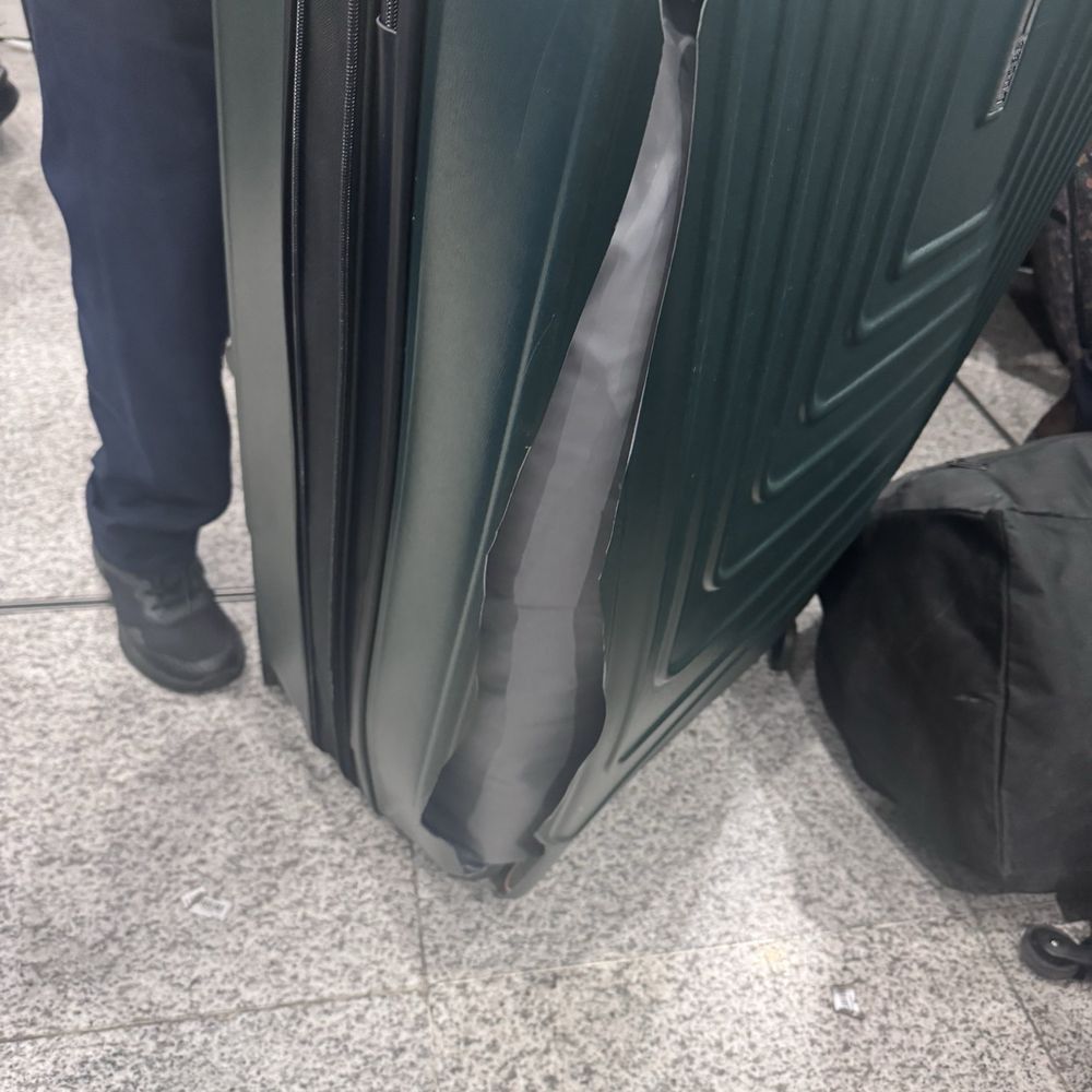 Turkish Airlines - New luggage completely torn. Received 4 days later. Not to mention flight was delayed by 10 hours. - Airlines Near Me - Istanbul, 34