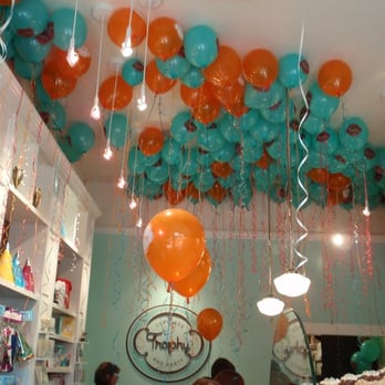 Trophy Cupcakes and Party - Opening Day balloons! - Coffee & Tea Near Me - Seattle, Washington