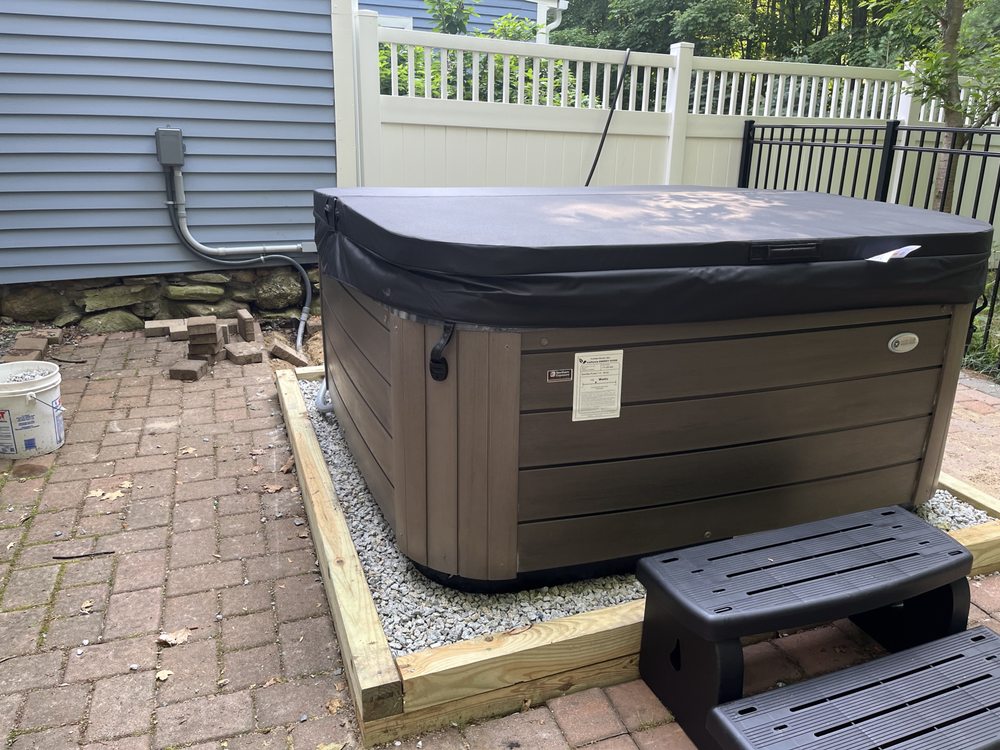 MICHAEL ROBERTS ELECTRIC 18 Photos 59 Fitchburg Rd, Townsend, Massachusetts Electricians