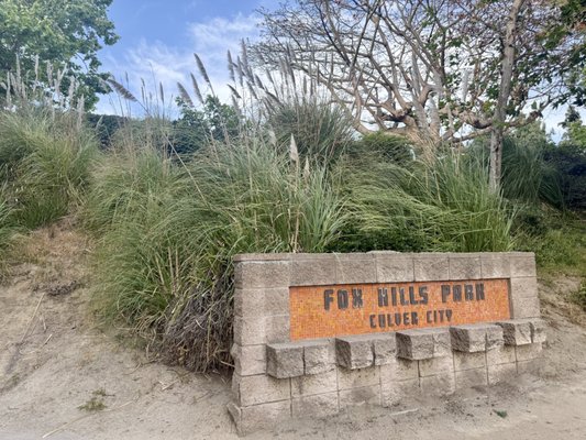 Fox Hills Park by null