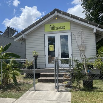 Kindred Stories - Bookstores Near Me - Houston, Texas