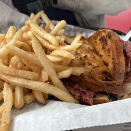 Wisconsin Reuben