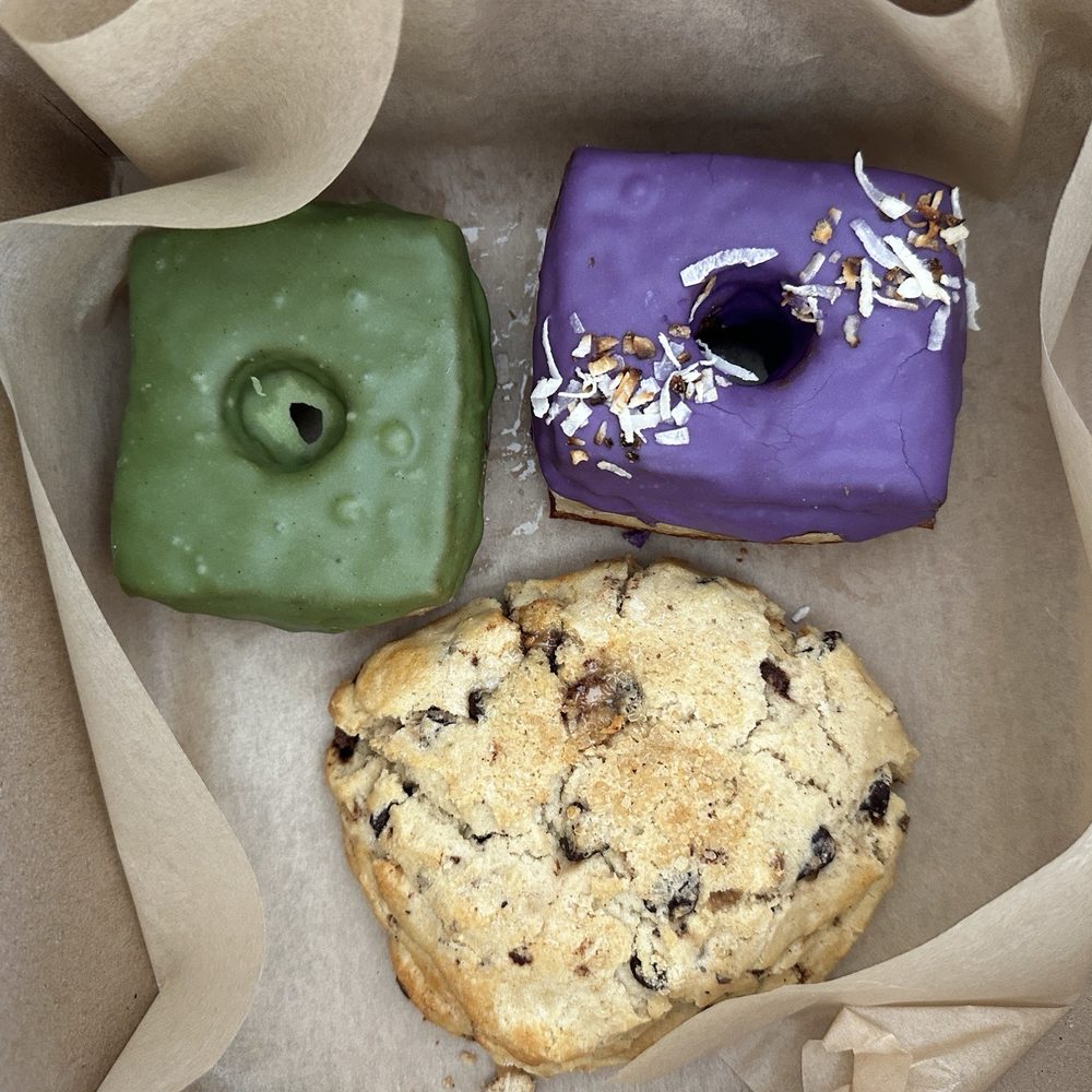Glutenus Maximus Bakehouse - Bakeries Near Me - Vista, California