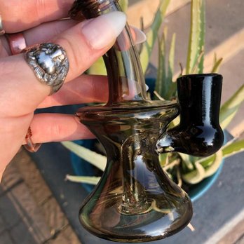 Bud's on Grand - Tobacco Shops Near Me - Phoenix, Arizona