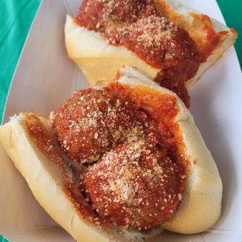 La Fiesta Italiana - Festivals Near Me - Avon, Connecticut