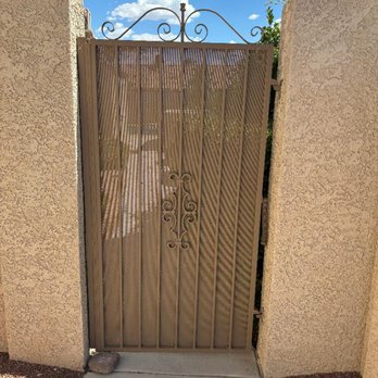 Olson Iron - Original gate. No handle and no way to open from the outside. - Fences & Gates Near Me - Las Vegas, Nevada Olson Iron - Original gate. No handle and no way to open from the outside. - Fences & Gates Near Me - Las Vegas, Nevada