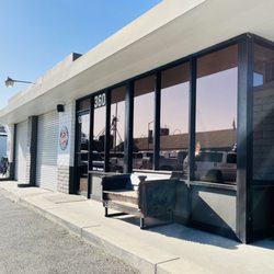 Family Truck and Auto - Side image of the business.
