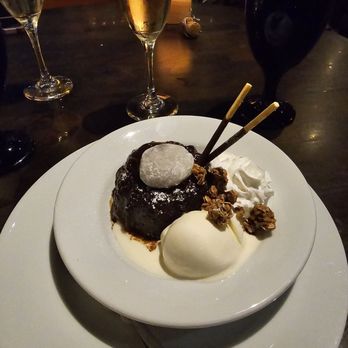 Bites & Bubbles - Wine Bars Near Me - Orlando, Florida