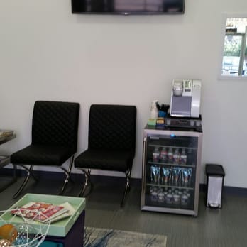 Optical Edge - Waiting area. - Optometrists Near Me - Houston, Texas