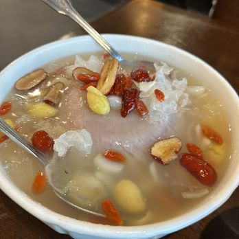 Vege Valley  - Save room for Desert - steamed yam with white fungus and Chinese dates. Sweet and really good! - Vegetarian Near Me - San Gabriel, California