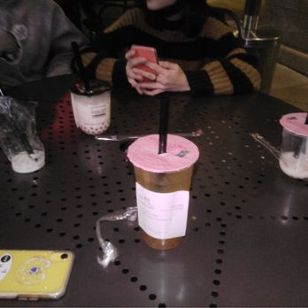 Ding Tea Foothill Ranch - Wintermelon Tea (far left, far back, far right) Passion Fruit Tea (middle) - Coffee & Tea Near Me - Foothill Ranch, California