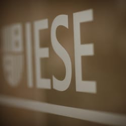 IESE Business School - IESE logo