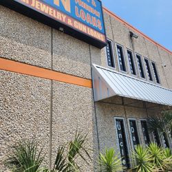 Uncle Dan's Pawn