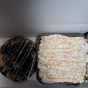 Crumbl - Eliot - Cookies and cream cookie and tres leches cake - Bakeries Near Me - Portland, Oregon Crumbl - Eliot - Cookies and cream cookie and tres leches cake - Bakeries Near Me - Portland, Oregon