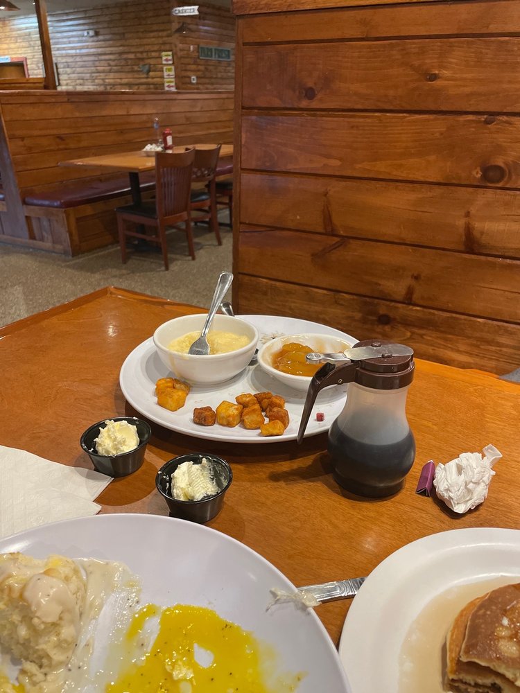Sawyer's Farmhouse Breakfast