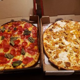 Hot honey roni and vodka parm. Hot honey crushed it!!! Hot honey roni and vodka parm. Hot honey crushed it!!!