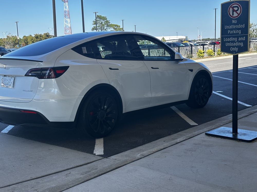 EVUITTON Updated August 2024 Request a Quote Fayetteville, North Carolina Town Car