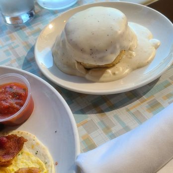 Aurora - Biscuit and Gravy - Coffee & Tea Near Me - Oklahoma City, Oklahoma