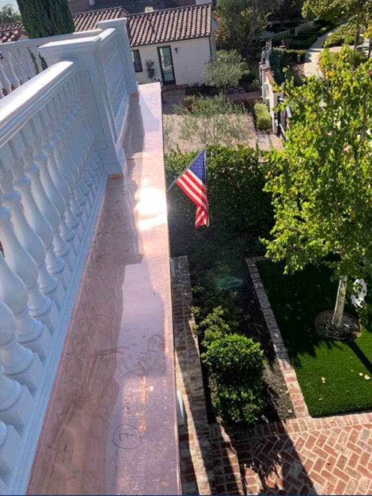 Slide of Handy Roof Solutions