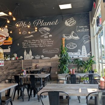 Pho Planet - Inside dining area - Vietnamese Near Me - Upland, California