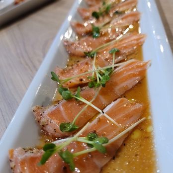 EXO Sushi - Salmon capaccio with truffle oil - citrusy/truffley = 5/5 - Japanese Near Me - Anaheim, California