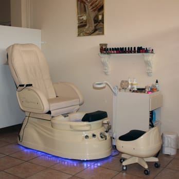 Fachinstitut-Victoria - Hair Removal Near Me - Hamburg, HH Fachinstitut-Victoria - Hair Removal Near Me - Hamburg, HH