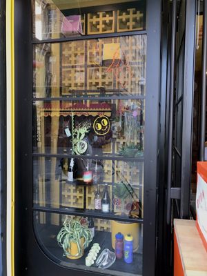 Soon and Soon Souvenir Shop by null