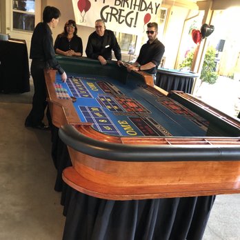 Entertainment Team - Craps table - DJs Near Me - West Sacramento, California
