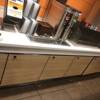 McDonald's - It's 3:30 in the morning and it's a disaster. - Fast Food Near Me - Effingham, Illinois McDonald's - It's 3:30 in the morning and it's a disaster. - Fast Food Near Me - Effingham, Illinois