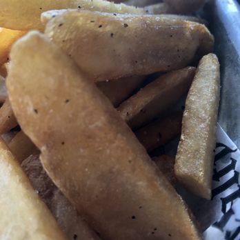 Nicki's Bella Marina - Stale fries. No flavor. - Fish & Chips Near Me - Bellingham, Washington