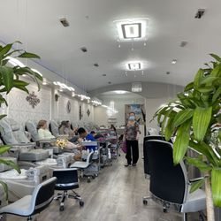 Nails & Spa Too